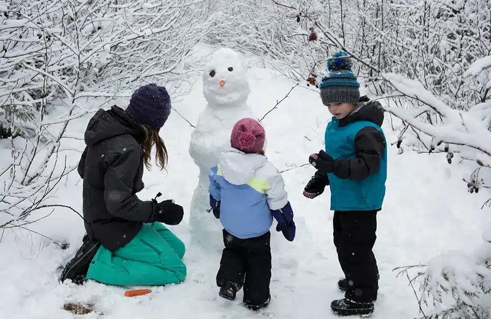 10 Engaging Winter Fine Motor Activities for Preschoolers